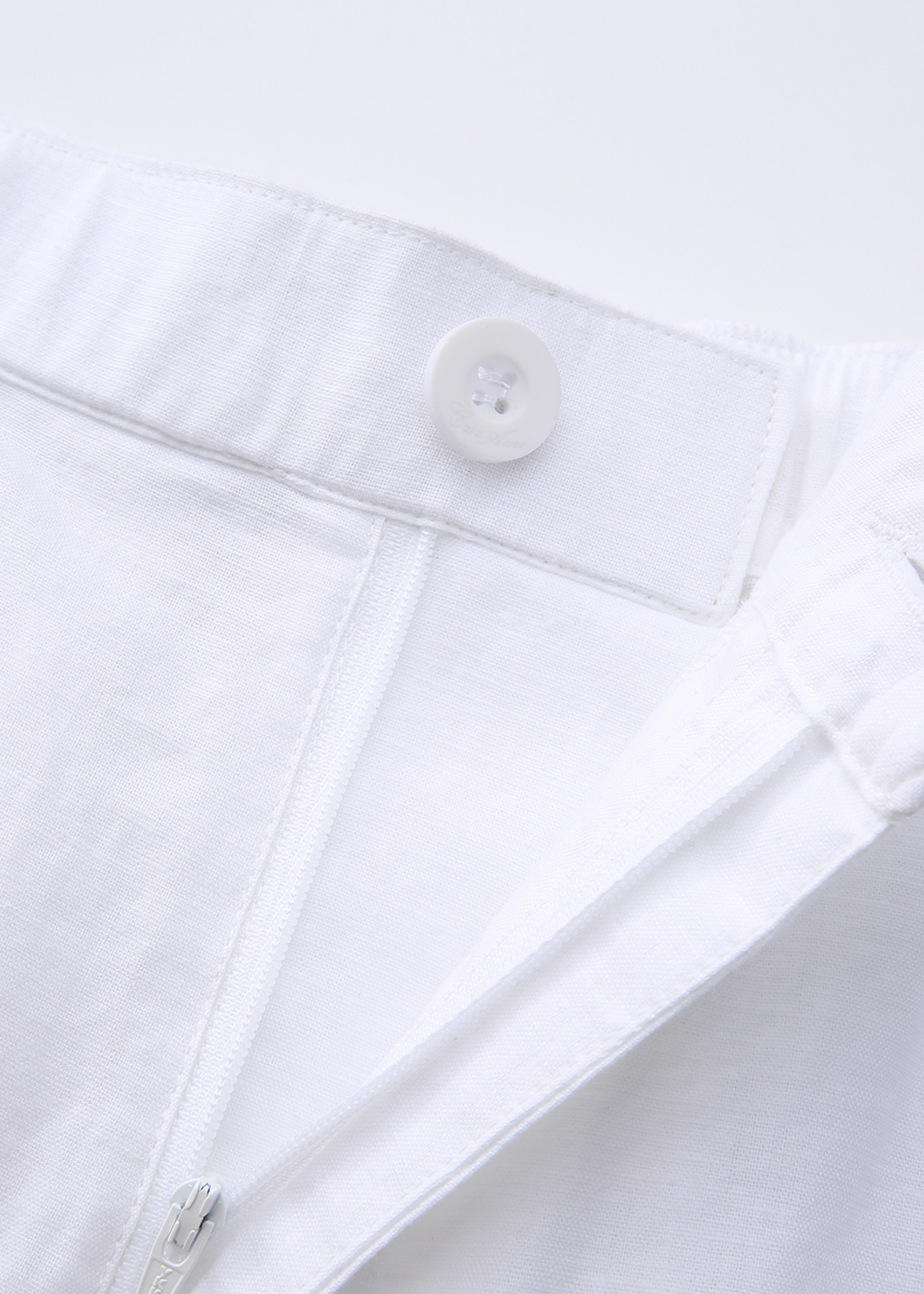 Aure Essence Short